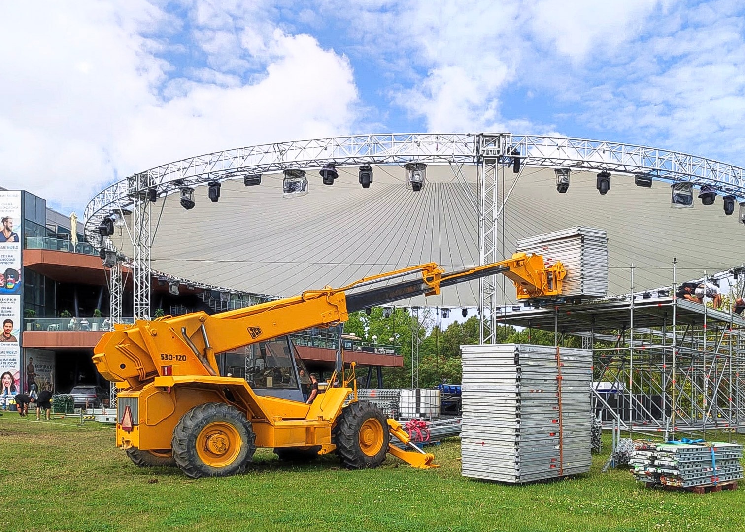 Telehandler used for event stage installation