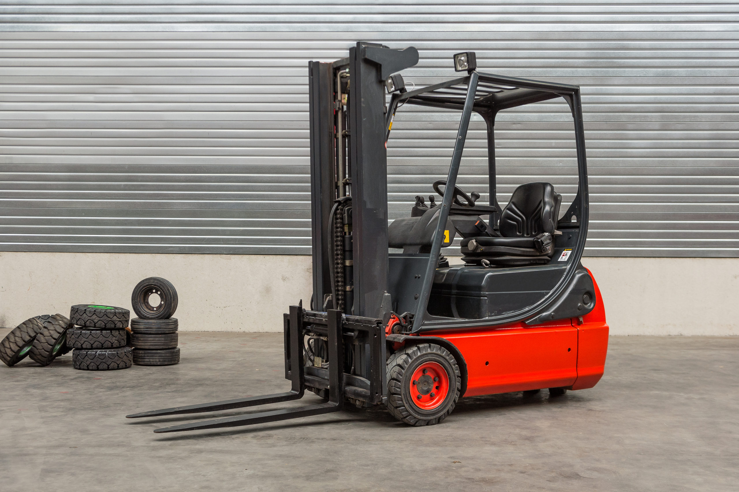 Types of forklifts - Operations in Constanta 