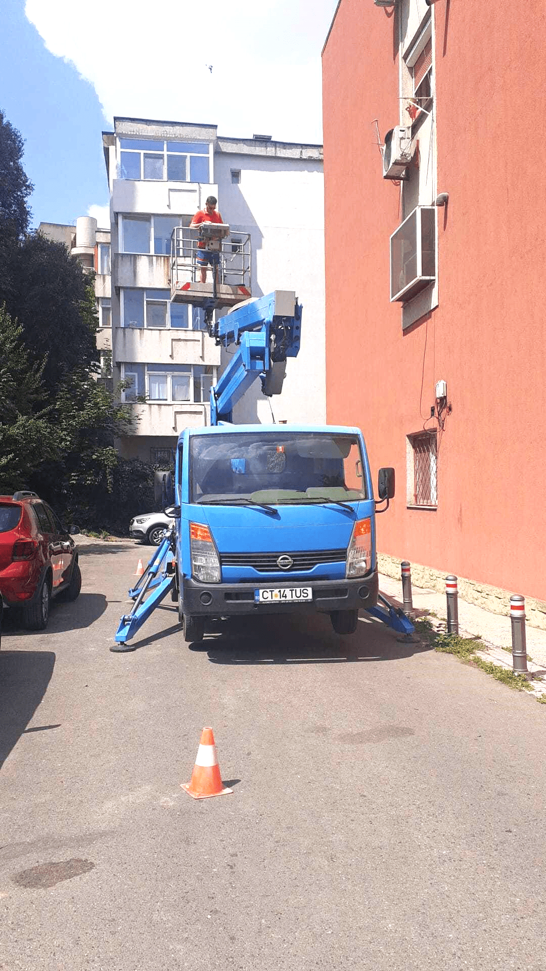 A/C Unit Replacement using a Truck-Mounted Boom Lift Rental